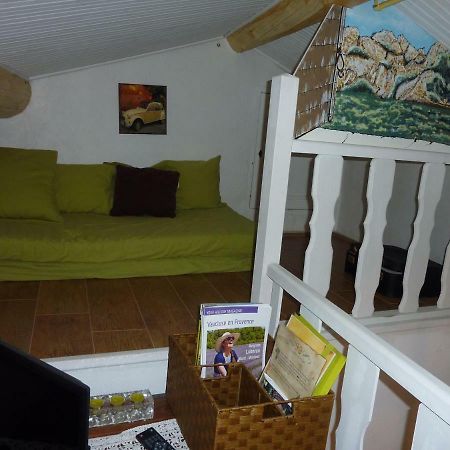 Gite Fa Mille Maison Bleu Robion en Luberon Buitenkant foto