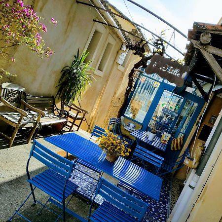 Gite Fa Mille Maison Bleu Robion en Luberon Buitenkant foto
