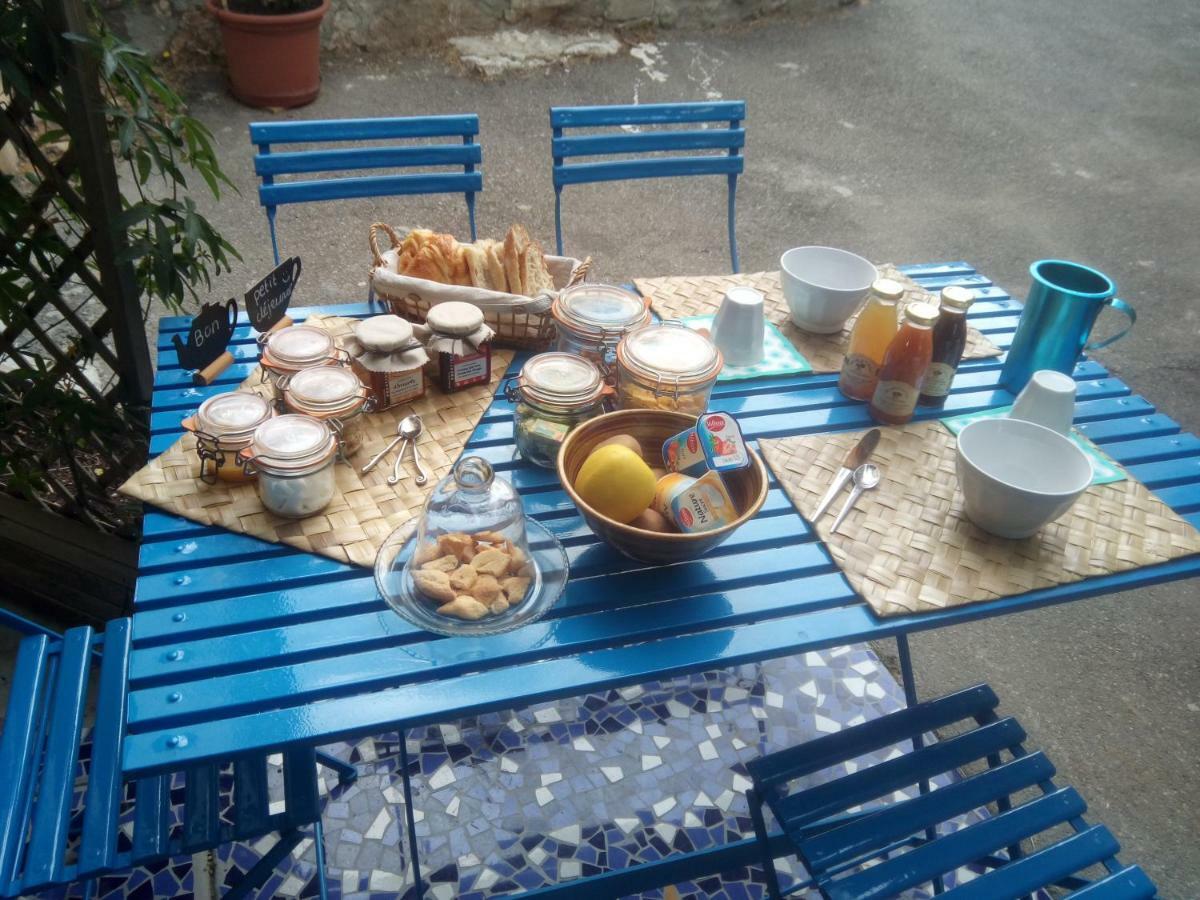 Gite Fa Mille Maison Bleu Robion en Luberon Buitenkant foto